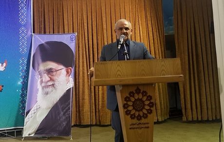 

وزیر آموزش‌ و پرورش: دانشجو معلمان «عیدی» دریافت می‌کنند


