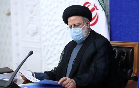 وزارتخانه‌های صمت و جهاد کشاورزی برای حل مشکلات معیشت روزانه مردم تدبیر کنند