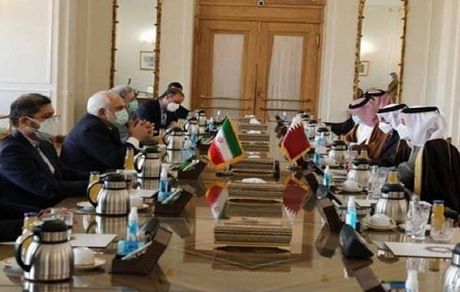 ظریف با وزیر خارجه قطر گفت‌وگو کرد / مناسبات دوجانبه و تحولات منطقه‌ای و بین‌المللی محور رایزنی‌ها