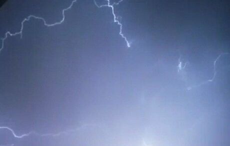 صاعقه در روستای قره کول جان یک پسربچه را گرفت