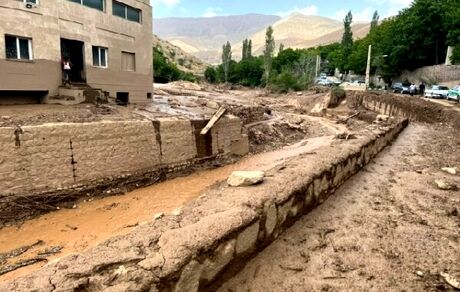 انسداد مسیرهای ۶ استان کشور به دلیل وقوع سیل