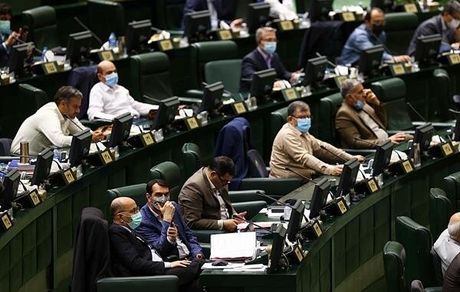 مالیات واحدهای تولیدی کاهش یافت