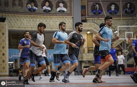 دعوت ۳۱ فرنگی‌کار به پنجمین اردوی تیم ملی کشتی