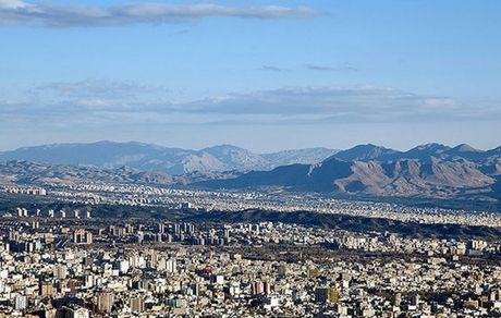 هوای پایتخت در مرز وضعیت ناسالم برای گروه های حساس