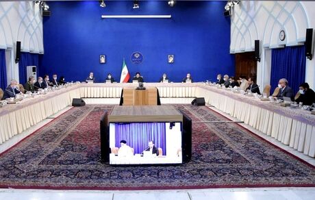 رئیس جمهور: نقد، دولت را از آسیب مصون می‌دارد