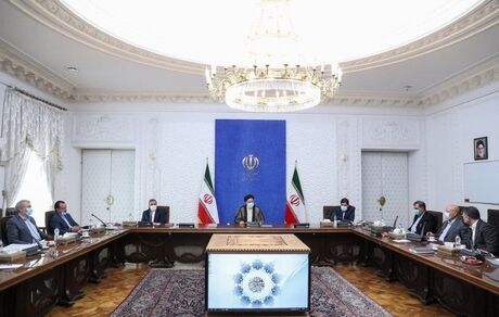 وزارتخانه‌ها و دستگاه‌ها موظف به همکاری با معاون اول رئیس جمهور برای خنثی‌سازی تحریم‌ها و تنظیم بازار