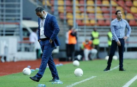  از هواداران استقلال عذرخواهی می‌کنم