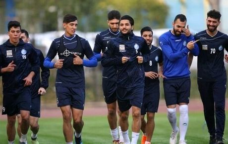 استراماچونی محل تمرین استقلال را تغییر داد