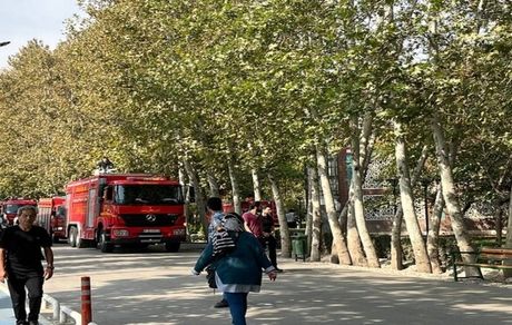 نمازخانه یکی از پارک‌های مشهد آتش گرفت