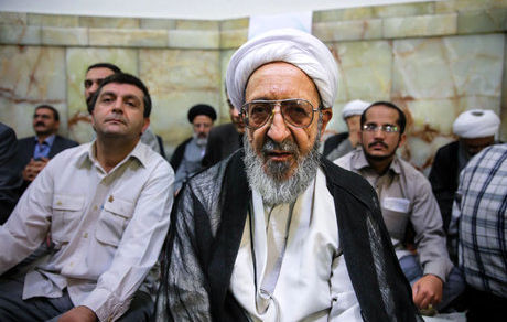 غفاری: با ۹ متر عمامه گفتند مسلمان نیستی!