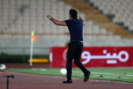 فرهاد مجیدی از جیب خود به استقلالی‌ها پاداش داد