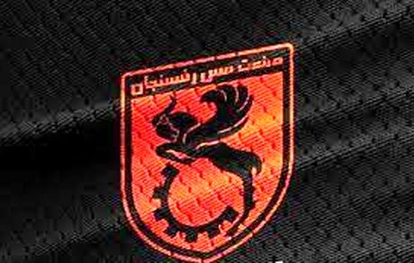 اتفاق عجیب: بازیکنان یک تیم لیگ برتری را به تمرین راه ندادند