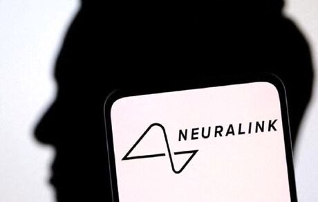 اولین دریافت کننده تراشه مغزی، توییت زد