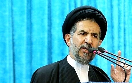 امام جمعه موقت تهران: پرسپولیسی‌ها روی من حساب نکنند، طرفدار شمس آذر قزوین خواهم بود