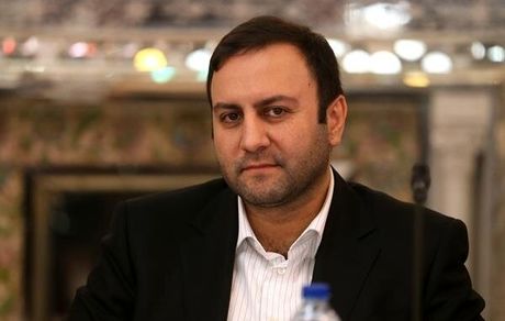 پیرهادی: صاحبان کرسی و اندیشه پرده از برنامه جدید دشمن بردارند