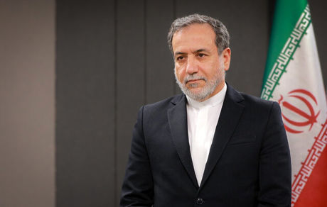 عراقچی: چه اتفاقی افتاده که آمریکایی‌ها توقع دارند به آنها اعتماد کنیم