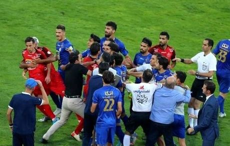 ابلاغیه کمیته انضباطی به ۵ بازیکن سرخابی و مدیر رسانه‌ای استقلال