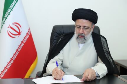 رئیس جدید هلال احمر منصوب شد