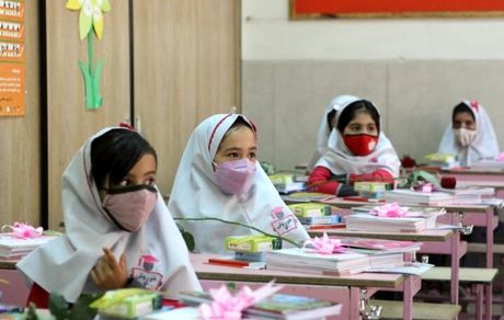 زنگ مهر روز اول مهر نواخته می‌شود