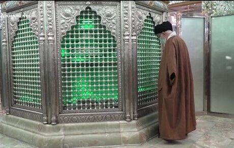 زیارت رهبر معظم انقلاب از حرم حضرت عبدالعظیم الحسنی (ع)