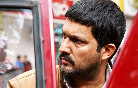 درخواست رضا میرکریمی از مخاطبان «قصر شیرین»: فیلم را در شبکه نمایش خانگی ببینید