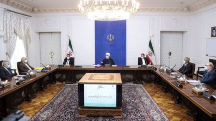 روحانی: هر تصمیمی که منجر به فشار اقتصادی به مردم شود پذیرفته نیست