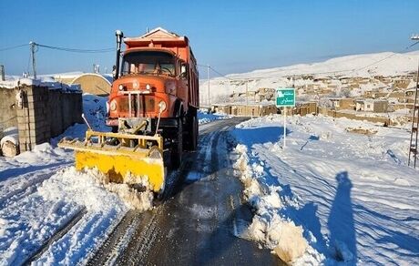 همه محورهای مواصلاتی استان اردبیل بازگشایی شده است