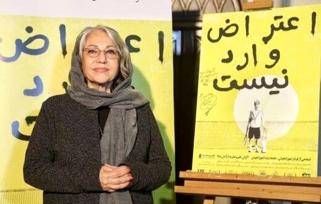 آنا نعمتی و رخشان بنی‌اعتماد در یک مراسم سینمایی