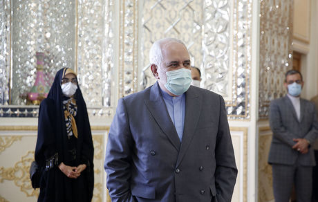 عذرخواهی ظریف از کادر سلامت