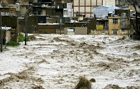 تشکیل ستادهای آمادگی بحران در استان‌های سیل‌خیز