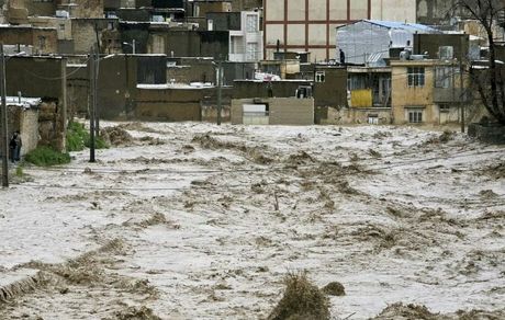 تشکیل ستادهای آمادگی بحران در استان‌های سیل‌خیز