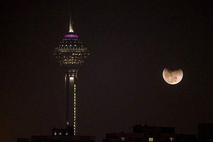 چراغ‌های برج میلاد تهران امشب خاموش می‌شود