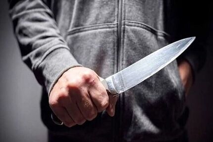 درگیری یک جوان قمه‌به‌دست با راننده اتوبوس بی‌آرتی در ایستگاه وحیدیه تهران