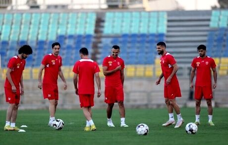 این بار پرسپولیسی‌ها اعتصاب کردند