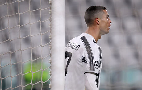 رسیدن رونالدو به رکورد ۷۵۰ گل با دزدی از موراتا!