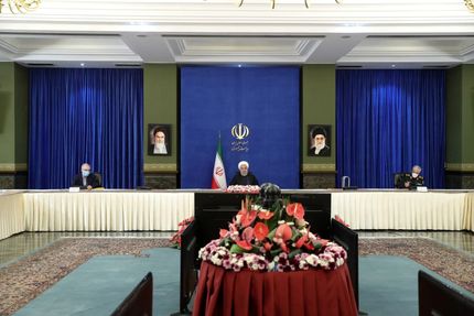 واکسن زدن بهتر از واکسن نزدن است / رعایت پروتکل‌های بهداشتی تا پایان سال لازم است / برگزاری مراسم شب‌های احیا برای مناطق زرد و نارنجی صرفا در اماکن باز