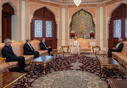 عراقچی با پادشاه عمان دیدار کرد