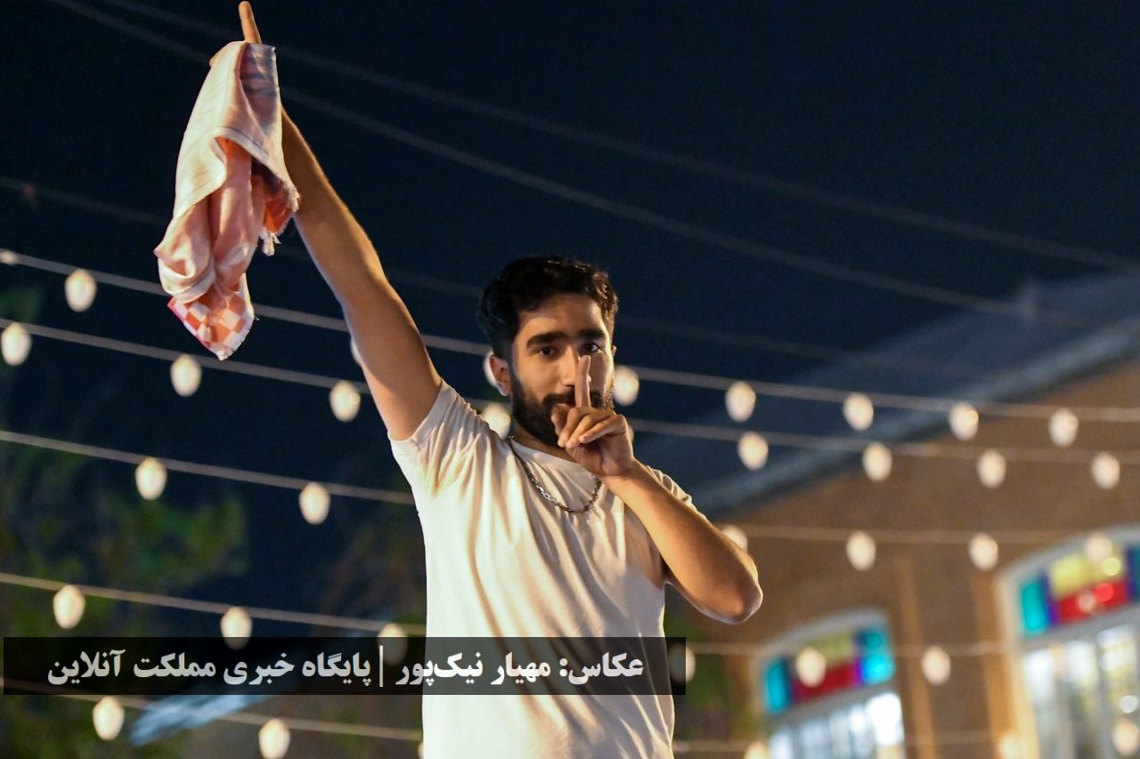 ارومیه‌ای برای قهرمانی تراکتور به جشن و پای‌کوبی پرداختند | تصاویر