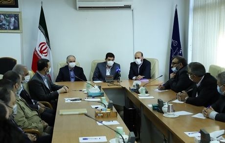 وزیر دادگستری: اصناف و بازاریان همکاری لازم را با ما داشته باشند