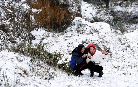 شادی ویتنامی‌ها بخاطر برف
