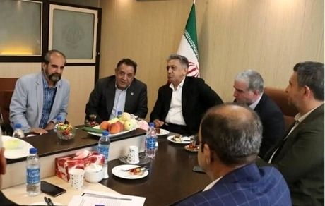 رئیس اتحادیه پوشاک انتخاب شد