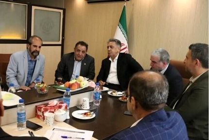 رئیس اتحادیه پوشاک انتخاب شد