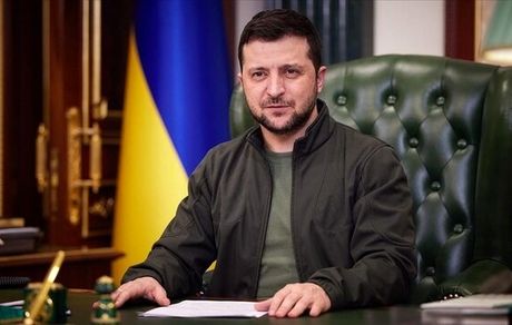 زلنسکی: تاخیر در تحریم نفت روسیه به قیمت جان اوکراینی‌ها تمام می‌شود