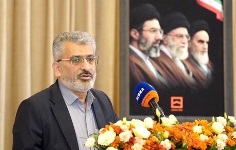 روابط عمومی و بازاریابی نقش تعیین کننده ای در تحقق اهداف بانک دارند
