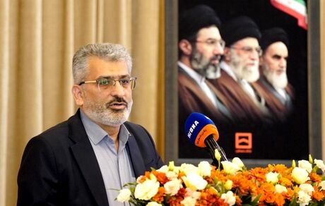 روابط عمومی و بازاریابی نقش تعیین کننده ای در تحقق اهداف بانک دارند
