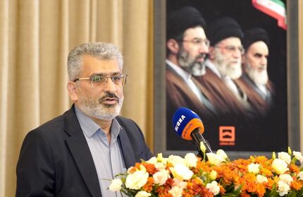 روابط عمومی و بازاریابی نقش تعیین کننده ای در تحقق اهداف بانک دارند
