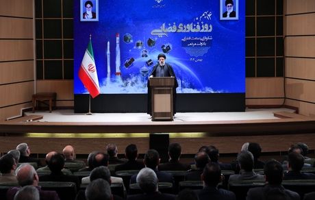 حضور در فضا یک حرکت پیشران محسوب می‌شود / دشمن به دنبال القای ناامیدی به ملت ایران است