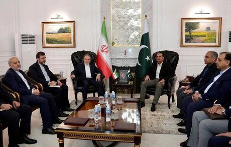 در دیدار عراقچی با فرمانده ارتش پاکستان چه گذشت؟