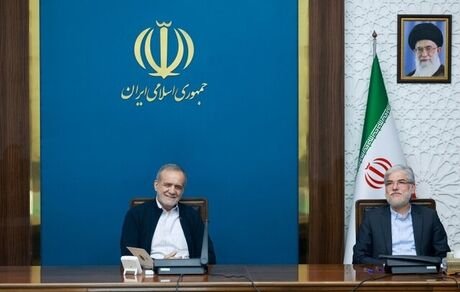رئیس‌جمهور بر ضرورت نقش‌آفرینی دانشگاه‌ها در حل مسائل ملی و منطقه‌ای تأکید کرد