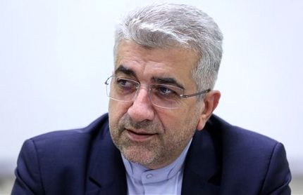 وزیر نیرو: هیچ واحد تولیدی به دلیل نداشتن برق تعطیل نشد 